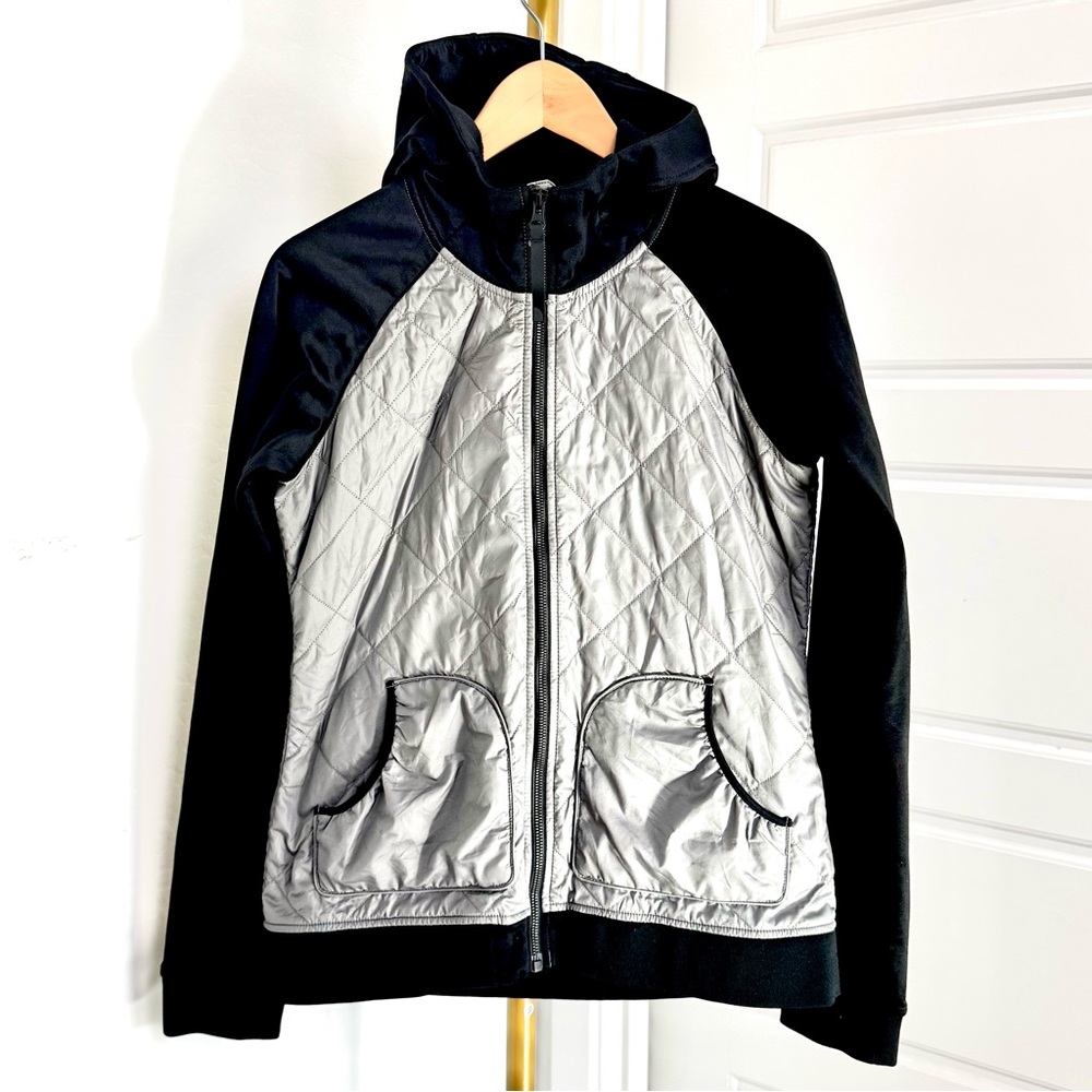 Y2K Athleisure Women's Black Silver Quilted Hoodie Jacket Size M Outdoor Hiking